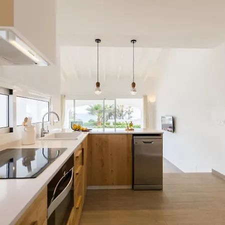 Etnia Villa Binissafuller